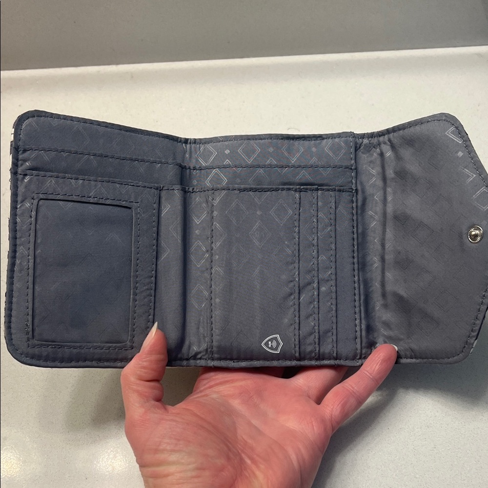 Vera Bradley Gray and White Floral Quilted Wallet with RFID protect card slots - Picture 3 of 3